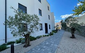 Lux Nanea Apartment